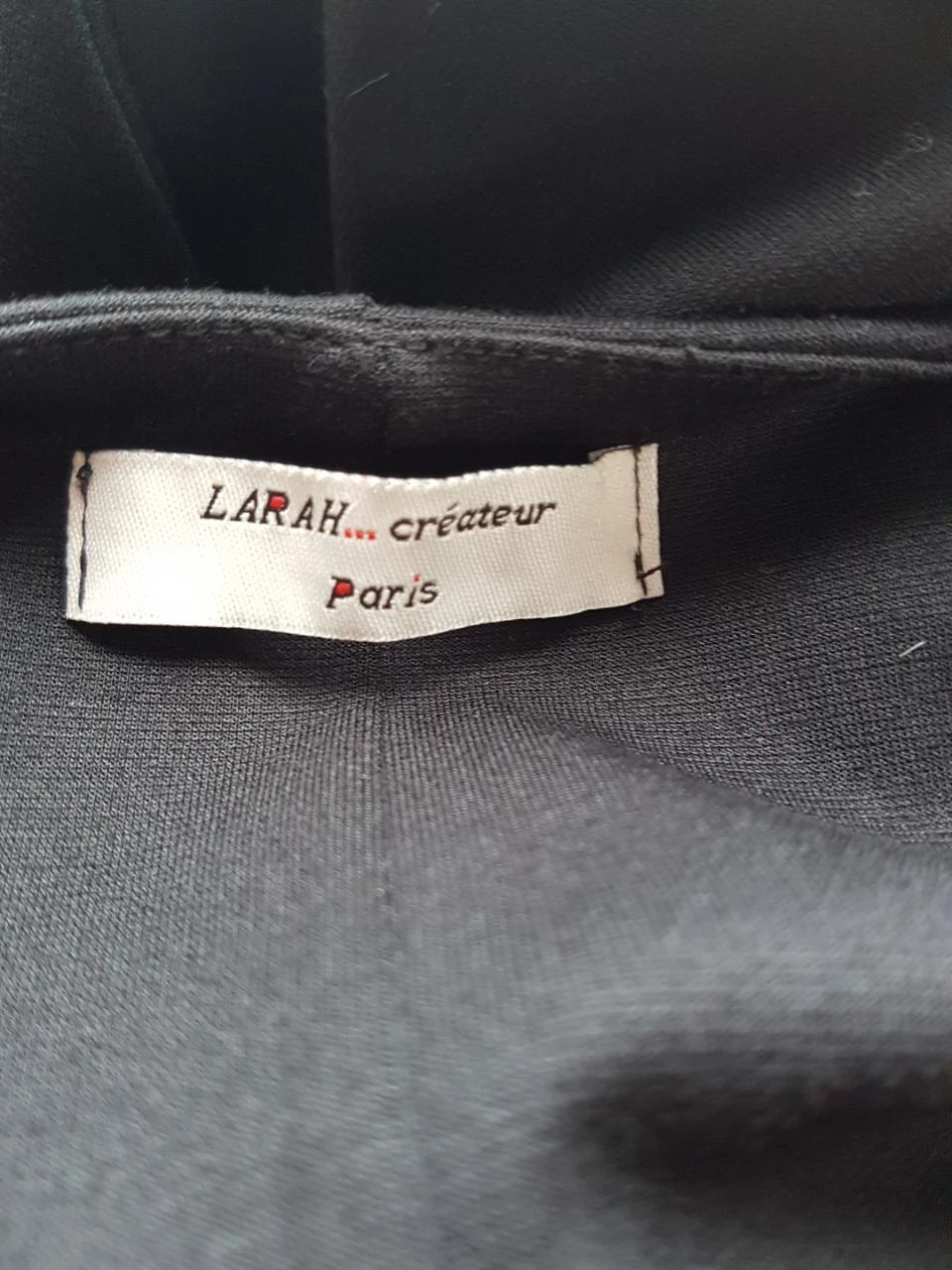 ❤️Black two-material suede dress Larah créateur Paris size 42/44 – photo 4